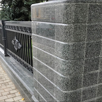 Заборы из гранита