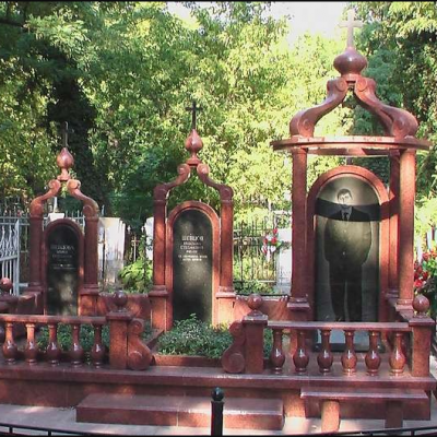 Элитные памятники из гранита