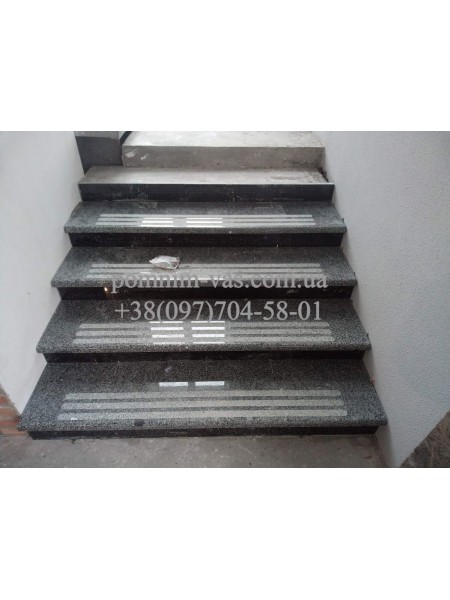 Гранітні сходи GS-7 фото Гранітні сходи GS-7 фотография