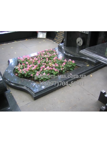 Гранітний квітник на могилу FL-2 фото Гранітний квітник на могилу FL-2 фотография