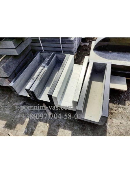 Вазон з граніту VZ-3 фото Вазон з граніту VZ-3 фотография