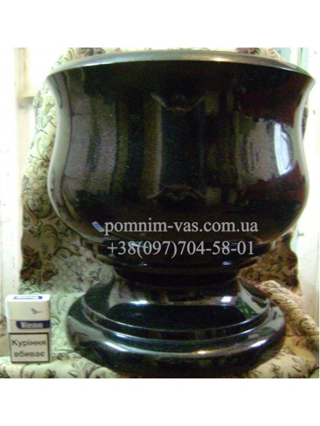 Вазон з граніту VZ-7 фото Вазон з граніту VZ-7 фотография