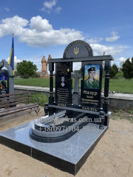 Встановлення пам’ятника YS-2 фото Встановлення пам’ятника YS-2 фотография