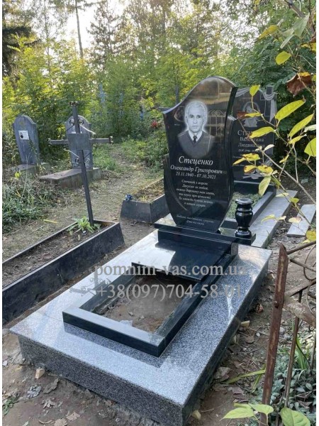 Встановлення пам’ятника YS-4 фото Встановлення пам’ятника YS-4 фотография